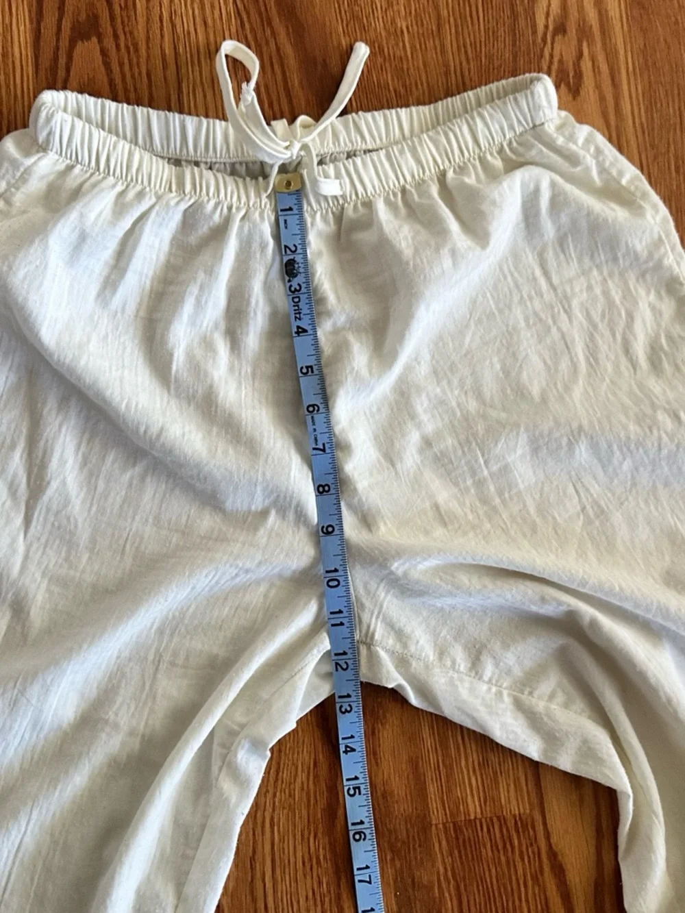 Bloomers Ruffle-Hem Drawstring — cream - Picture 6 of 10